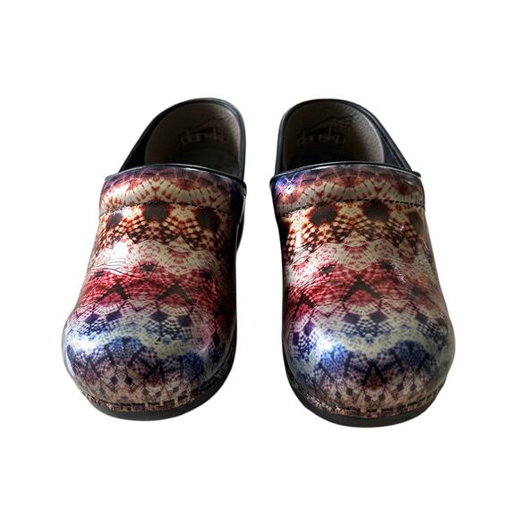 Dansko Women’s Size EU 37 US 6.5-7 XP 2.0 Tie Dye Clogs - Picture 1 of 6